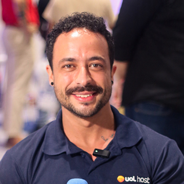 Diego Dourado - Gerente de Growth Marketing do UOL Host