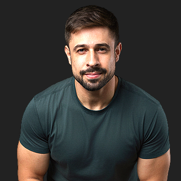 Giovanni Ballarin - CEO Mestres do Site, Especialista em Inteligências Digitais, Piloto de Kart e Creator